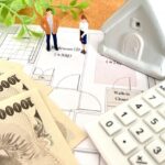 住宅ローンについて考える夫婦